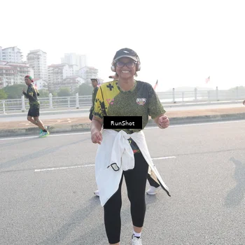 Runner Photo 6876024