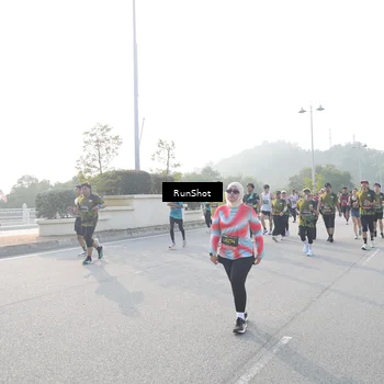 Runner Photo 6876076