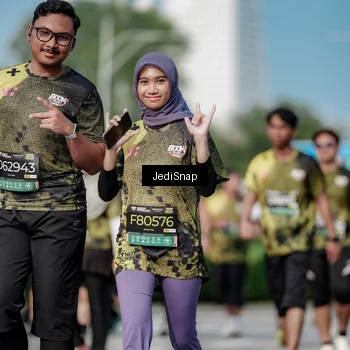 Runner Photo 6876111