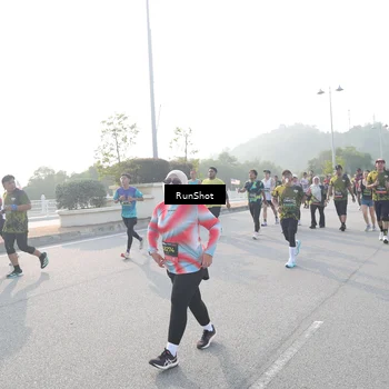 Runner Photo 6876132