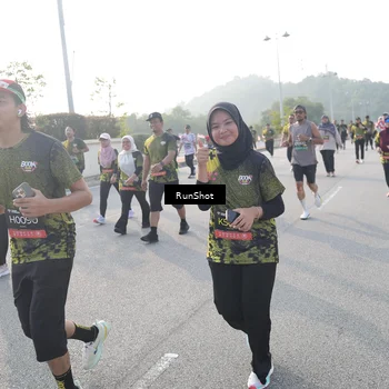 Runner Photo 6876260