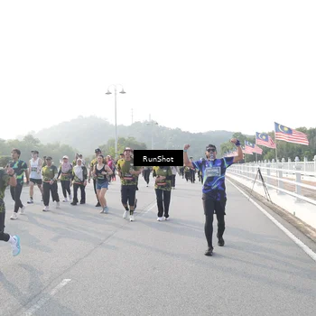 Runner Photo 6876328
