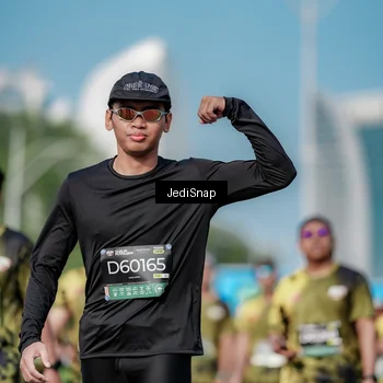 Runner Photo 6876333