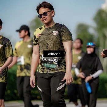 Runner Photo 6876434