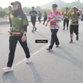 Runner Photo 6876571