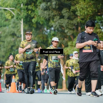 Runner Photo 6876575