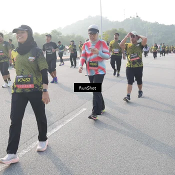 Runner Photo 6876580