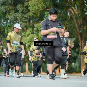 Runner Photo 6876581