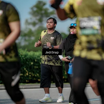 Runner Photo 6876584