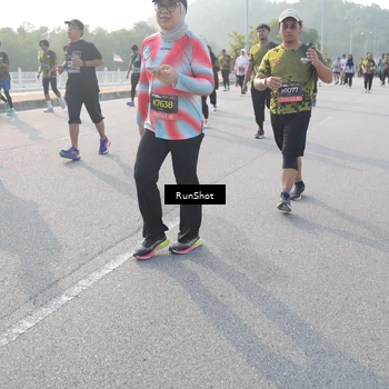 Runner Photo 6876586