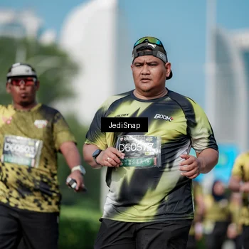 Runner Photo 6876587