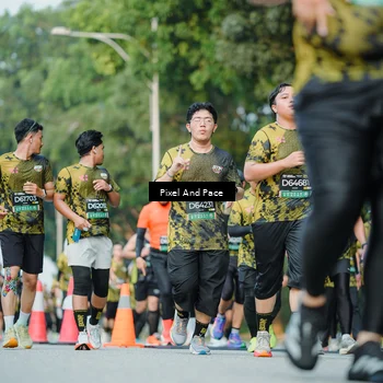Runner Photo 6876598