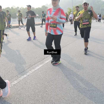 Runner Photo 6876599