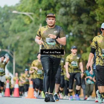Runner Photo 6876601