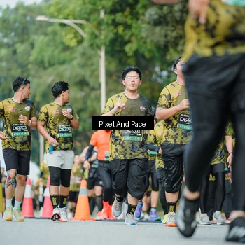Runner Photo 6876619