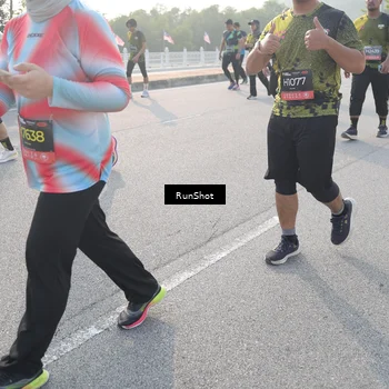 Runner Photo 6876630