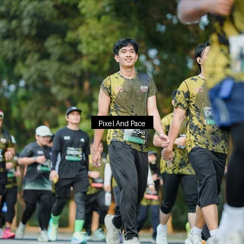 Runner Photo 6876688