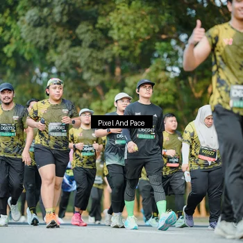 Runner Photo 6876693