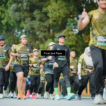 Runner Photo 6876699
