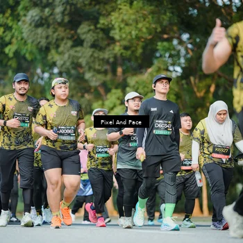 Runner Photo 6876702