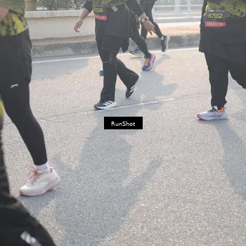 Runner Photo 6876708