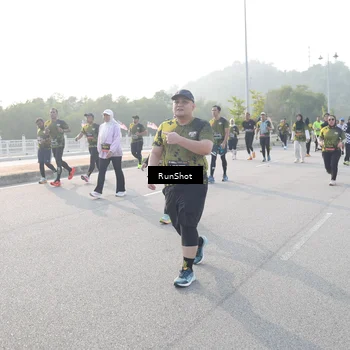 Runner Photo 6876717