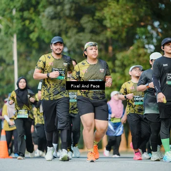 Runner Photo 6876721