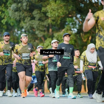 Runner Photo 6876725