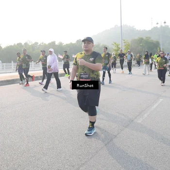 Runner Photo 6876733