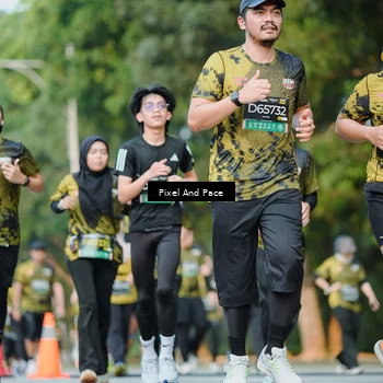 Runner Photo 6876741