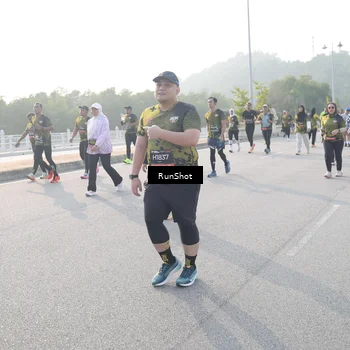 Runner Photo 6876747