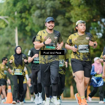 Runner Photo 6876749