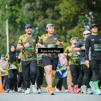 Runner Photo 6876768