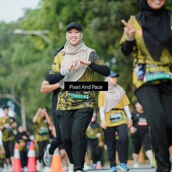 Runner Photo 6876779
