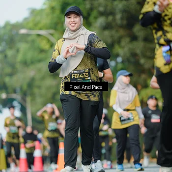 Runner Photo 6876781