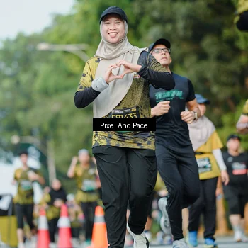 Runner Photo 6876787