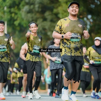 Runner Photo 6876799
