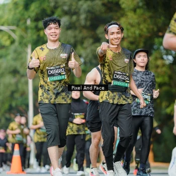 Runner Photo 6876807
