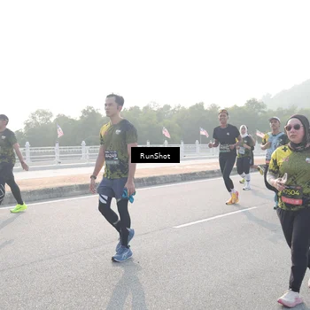 Runner Photo 6876813