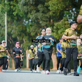 Runner Photo 6876868