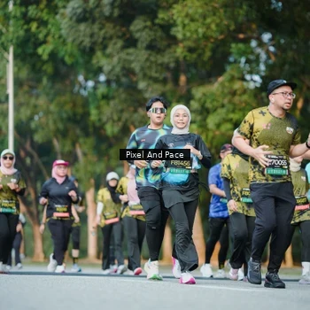 Runner Photo 6876876