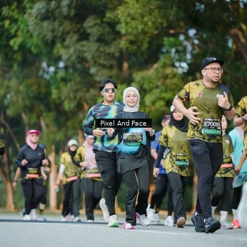 Runner Photo 6876877