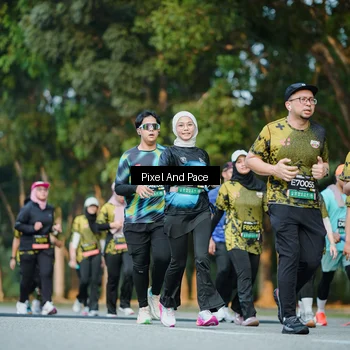 Runner Photo 6876886