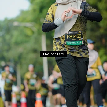 Runner Photo 6876892