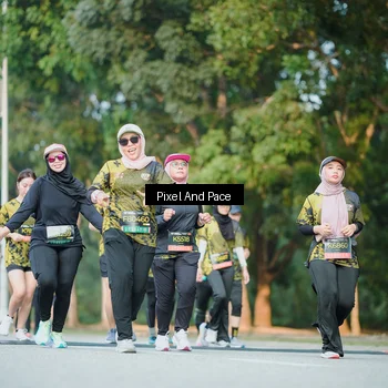 Runner Photo 6876906