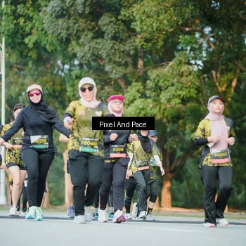 Runner Photo 6876916