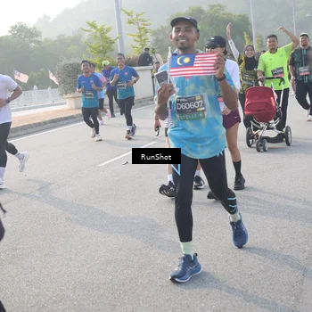 Runner Photo 6876919