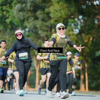 Runner Photo 6876932