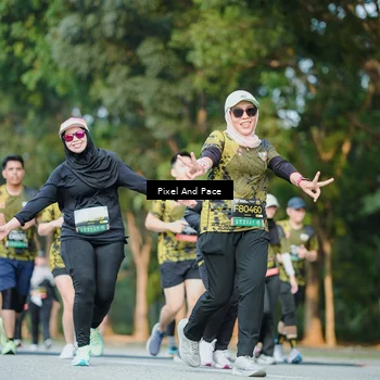 Runner Photo 6876935