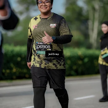 Runner Photo 6876945